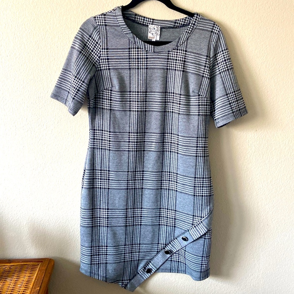 NAÏF Knit Houndstooth Dress